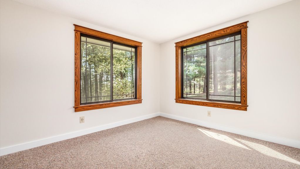 14-z 1625 Welsh Hills Rd NE066