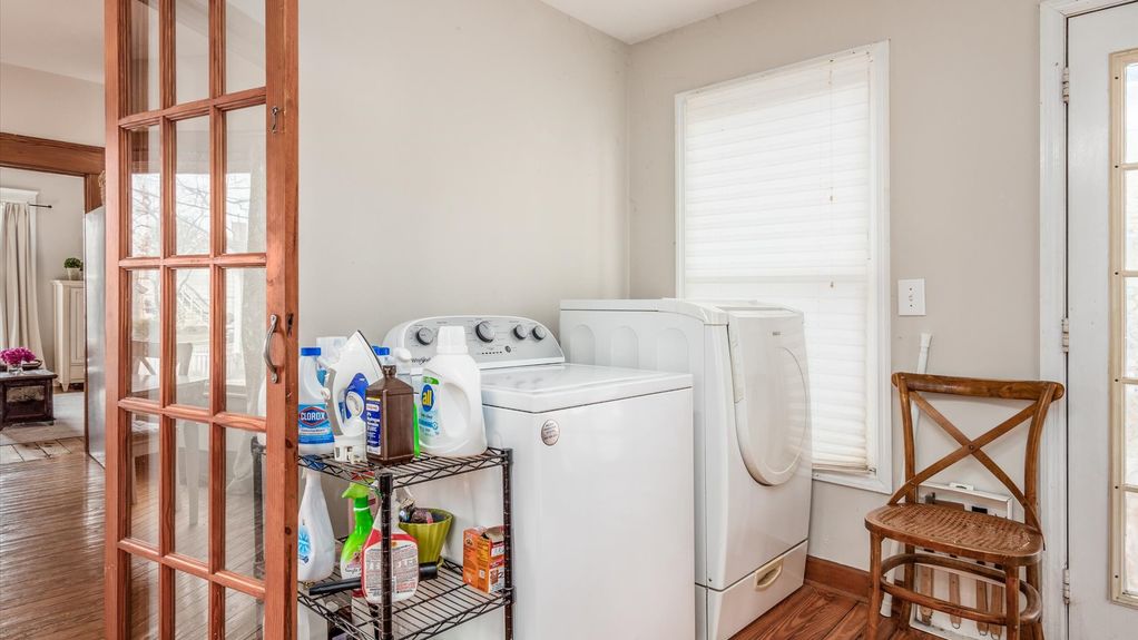 14-z 209 N Granger St045