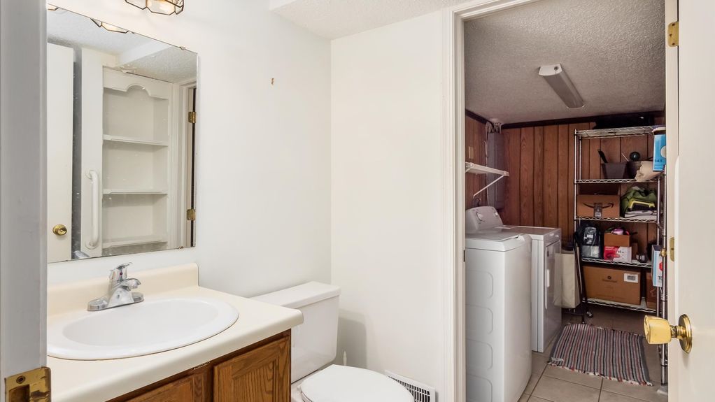 15-z 1243 Pineview073