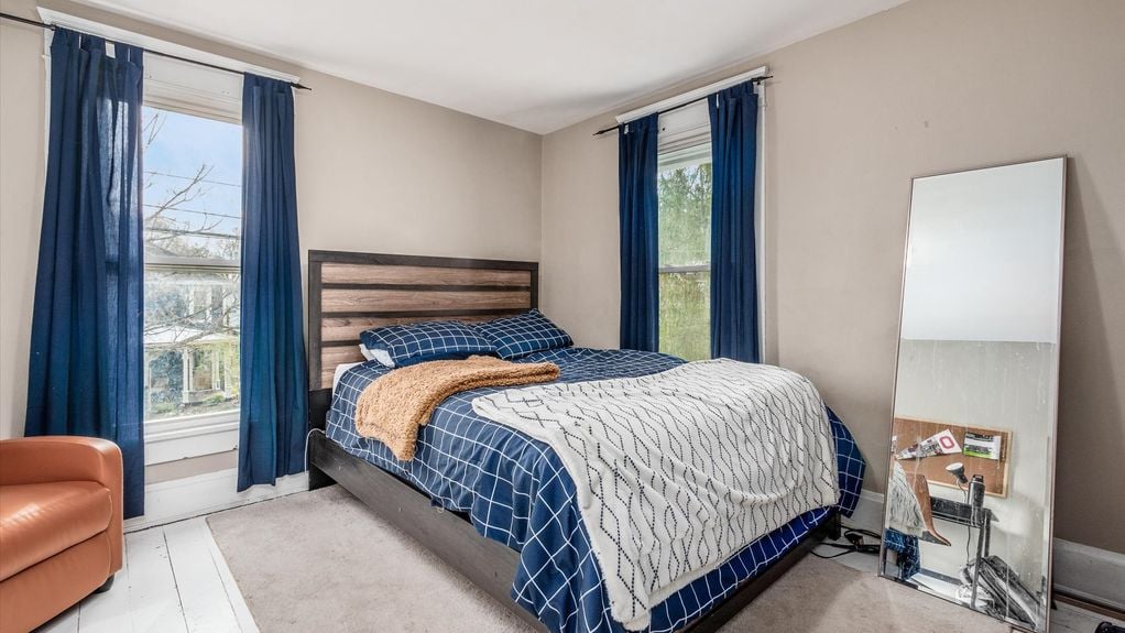 15-z 209 N Granger St047