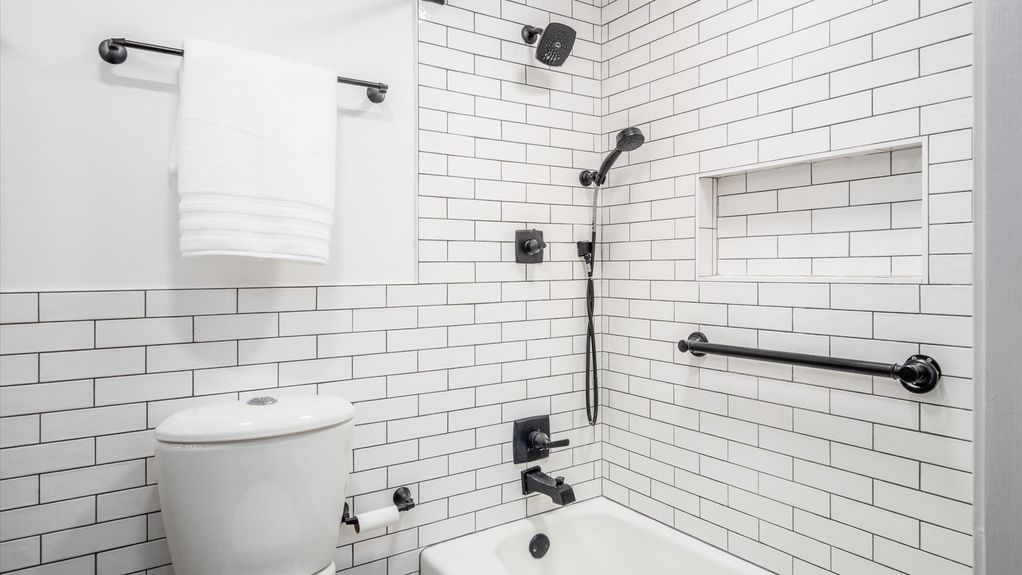 16-z 1625 Welsh Hills Rd NE074