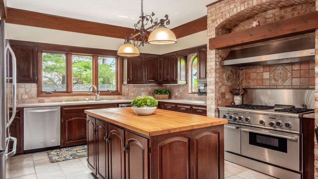 16-z 175 Stanwick Ct059