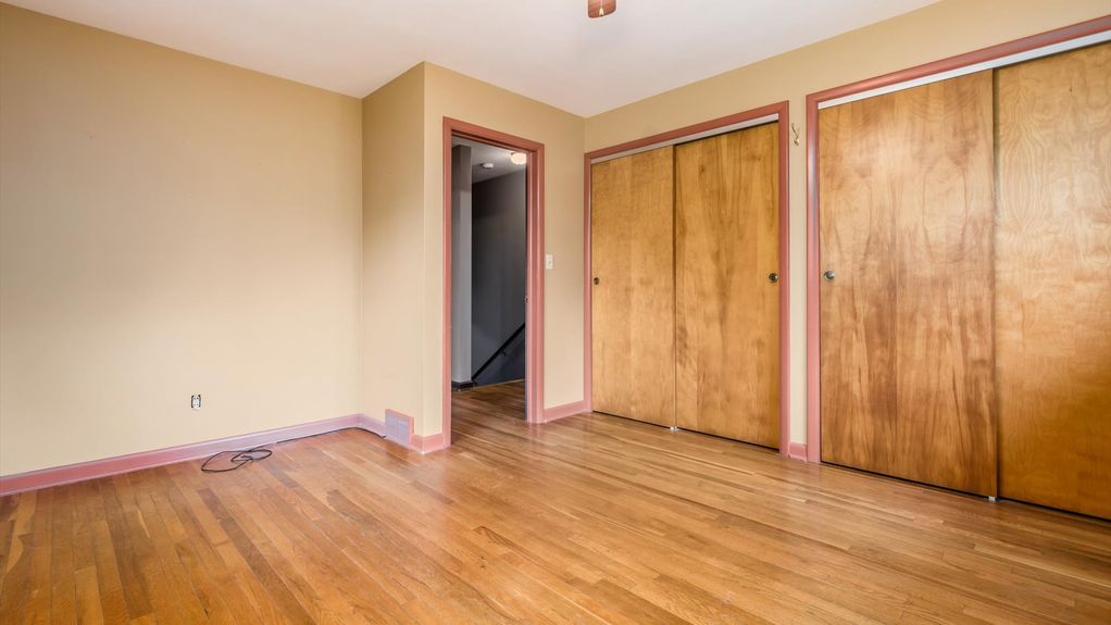 18-2334 Silver St089