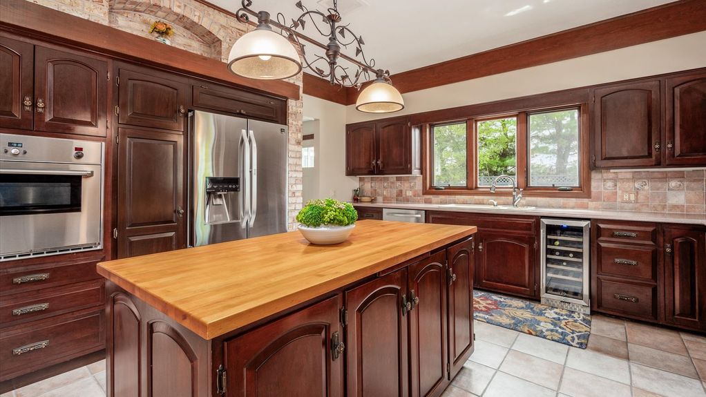 19-z 175 Stanwick Ct069