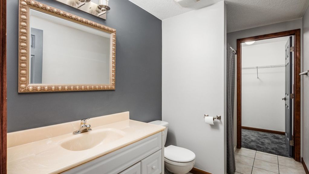 19-z 653 Concord Village068