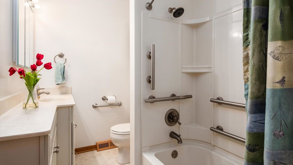 20-z 1142 Conn Way Dr069