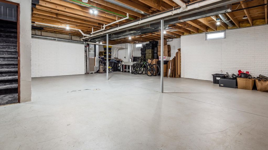 20-z 653 Concord Village070