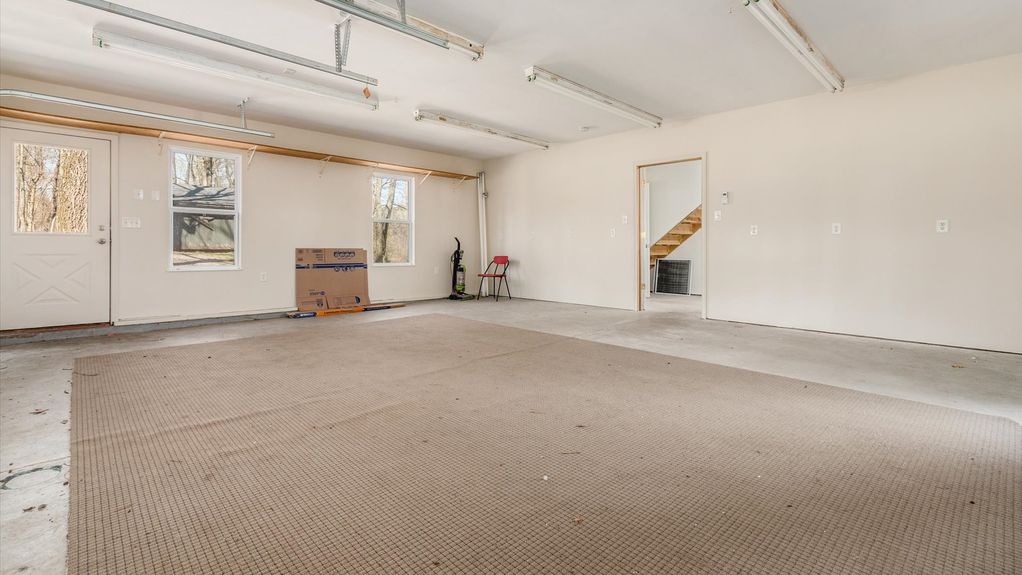 23-z 1625 Welsh Hills Rd NE096