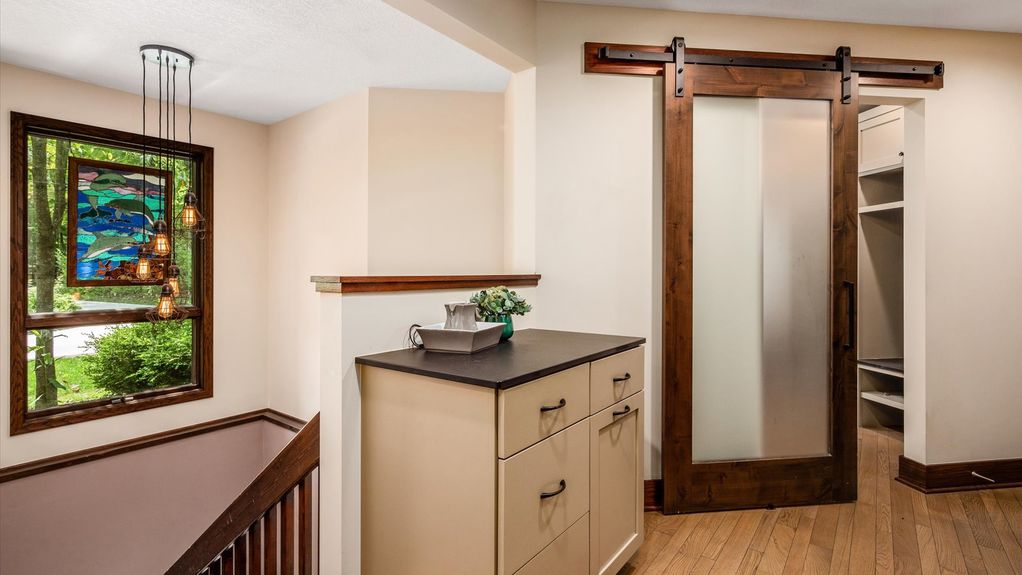 26-z 140 Pembroke Ln003