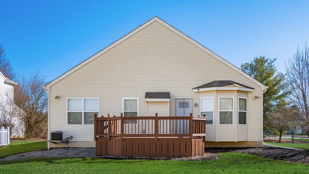 26-z 1465 S Hunters Dr093