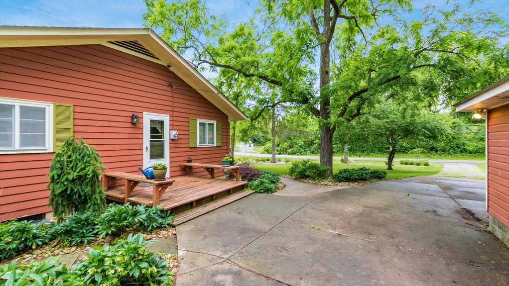 27-2334 Silver St016