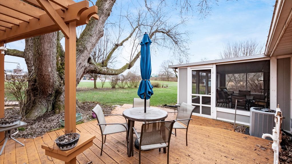 27-z 1142 Conn Way Dr091