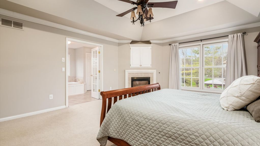 28-z 111 N Galway Dr108