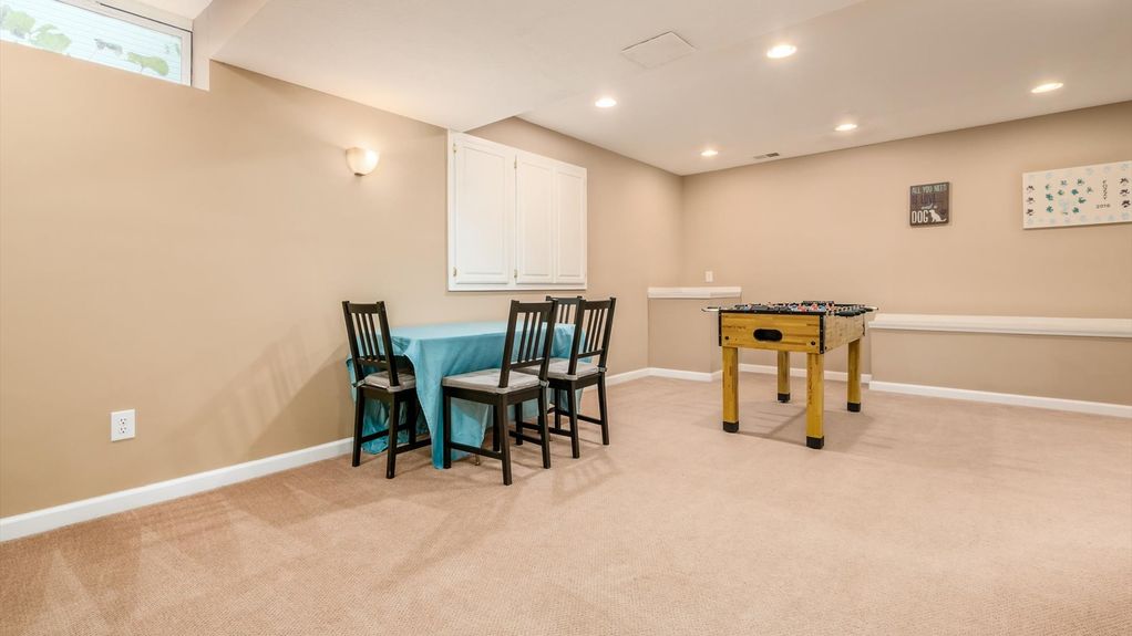 34-z 657 Norfolk Square S113