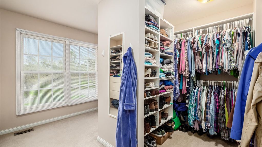 35-z 111 N Galway Dr128