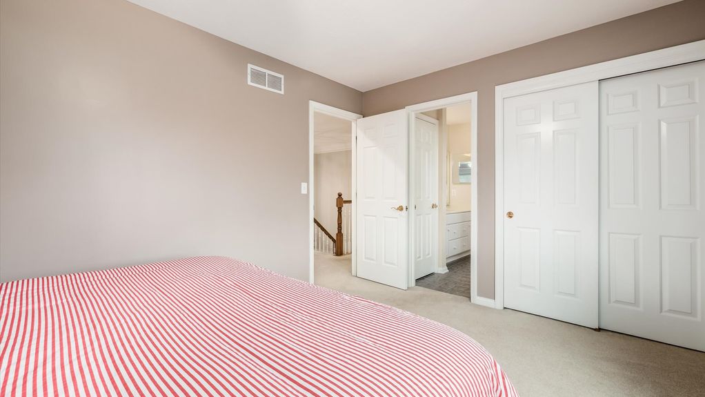 37-z 111 N Galway Dr138