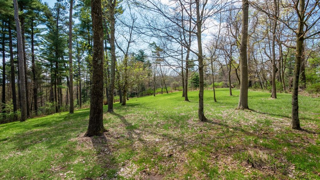 4-z 1625 Welsh Exteriors132