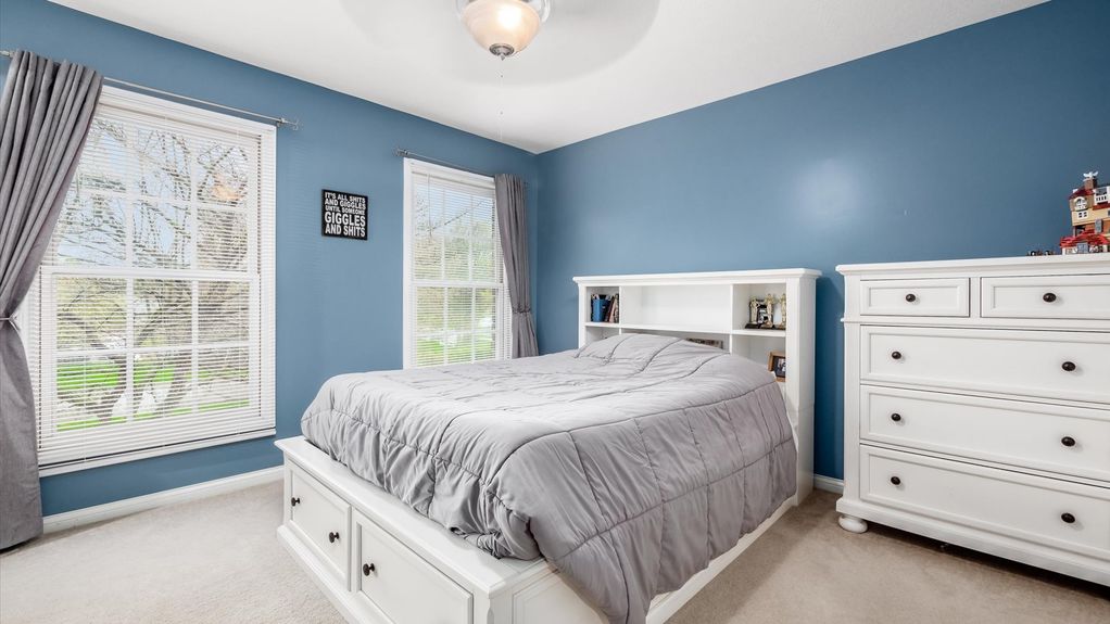 41-z 111 N Galway Dr150