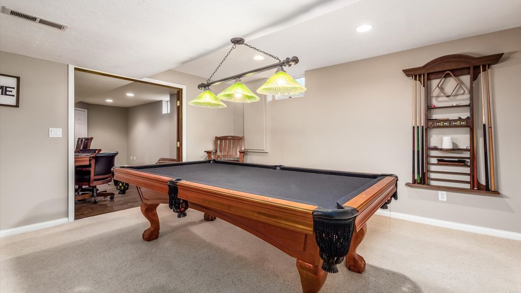 49-z 111 N Galway Dr172