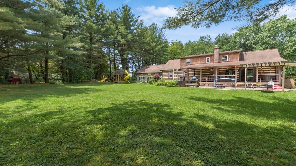 54-5676 Mink St162-2