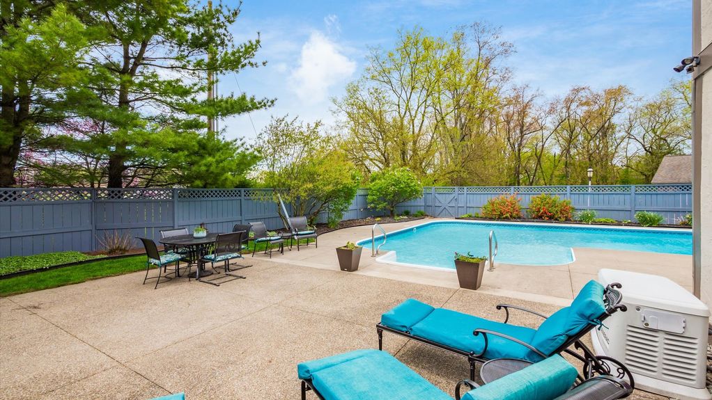 56-z 175 Stanwick Ct008