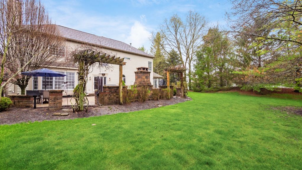 59-z 111 N Galway Dr197