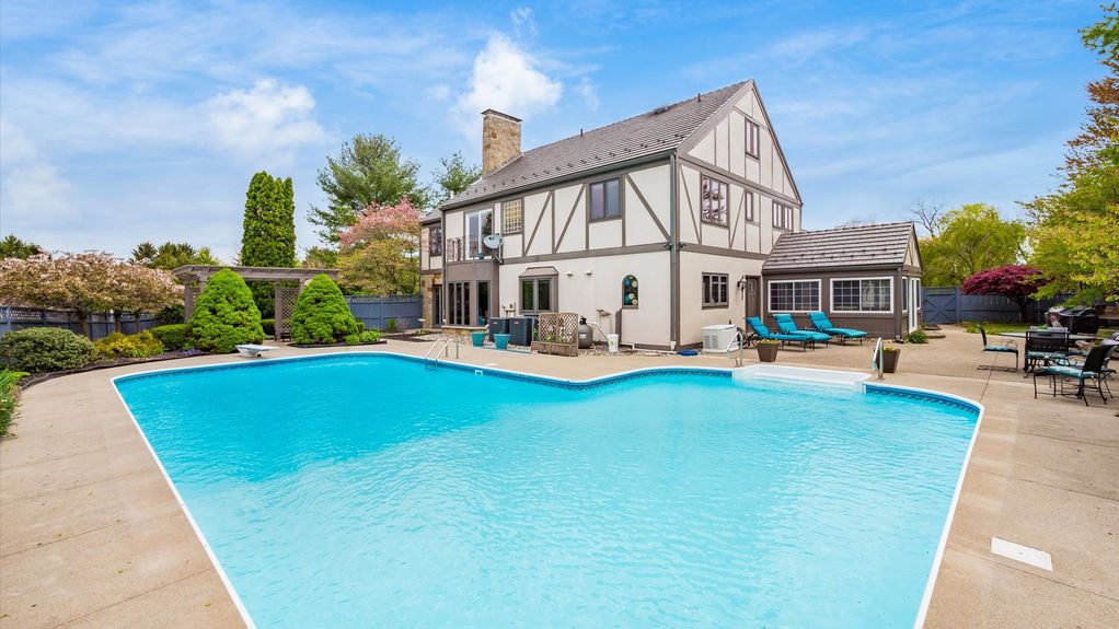 60-z 175 Stanwick Ct012