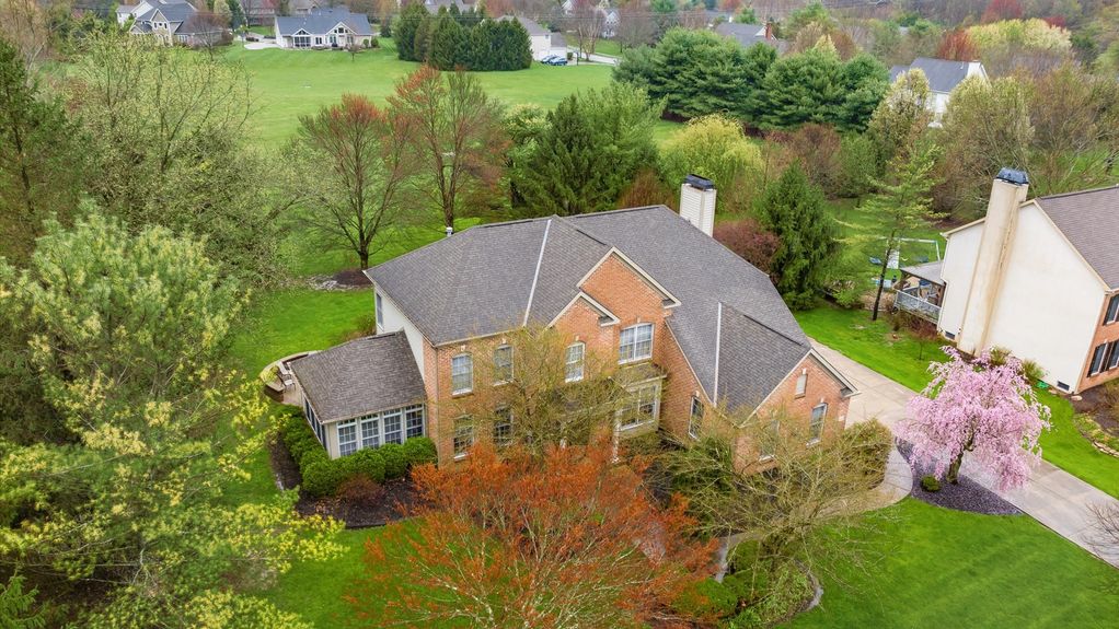 62-z 111 N Galway Dr203