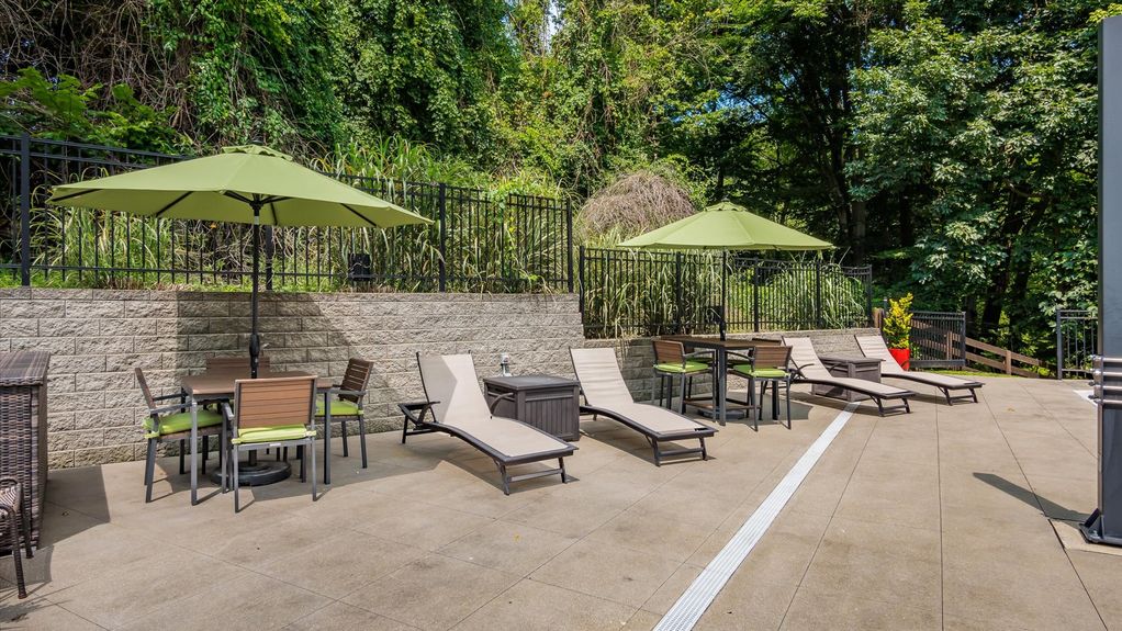 13-z 44 Hampden011-2