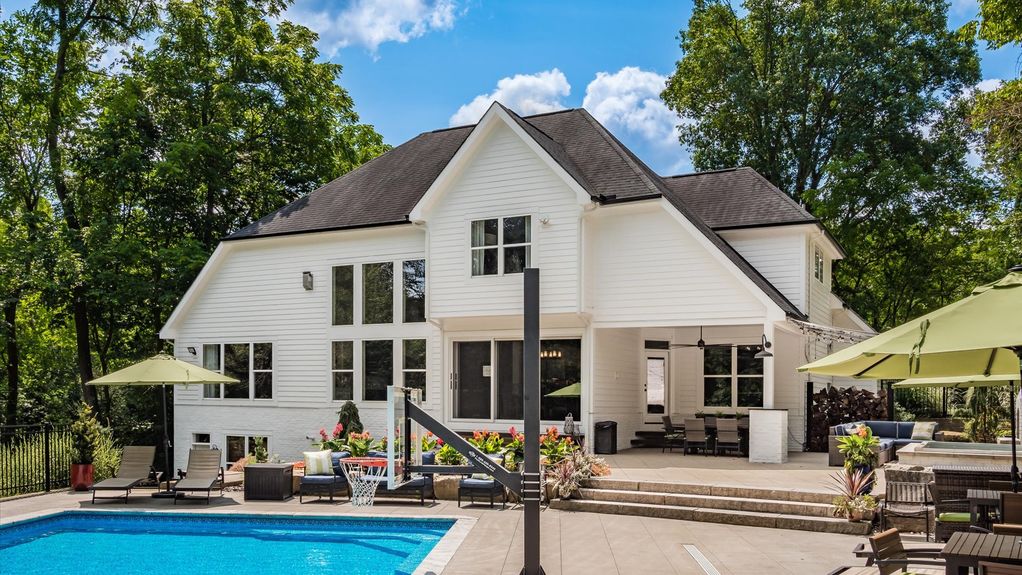 16-z 44 Hampden014-2