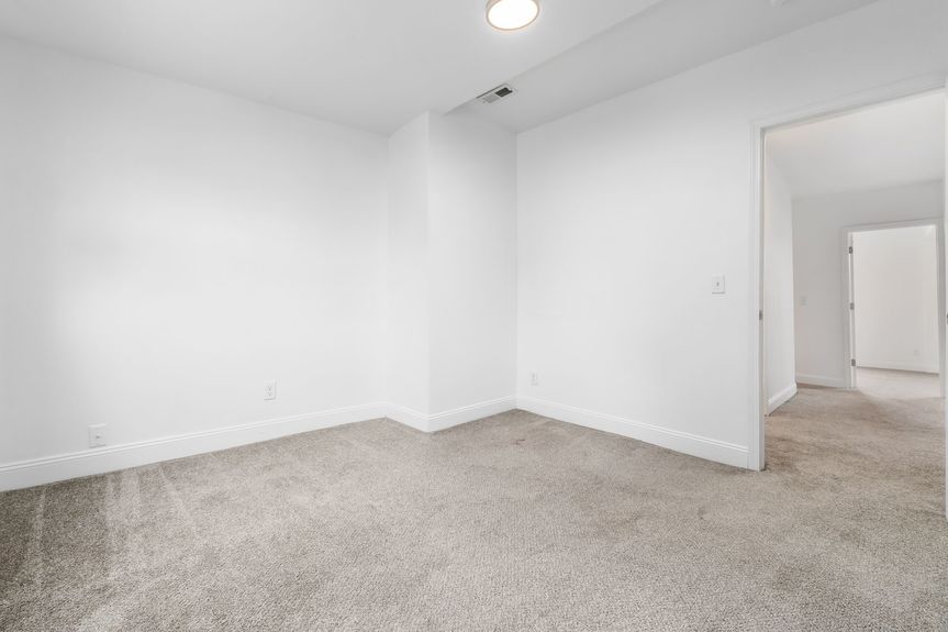 018_ St Columbus OH 43206 USA