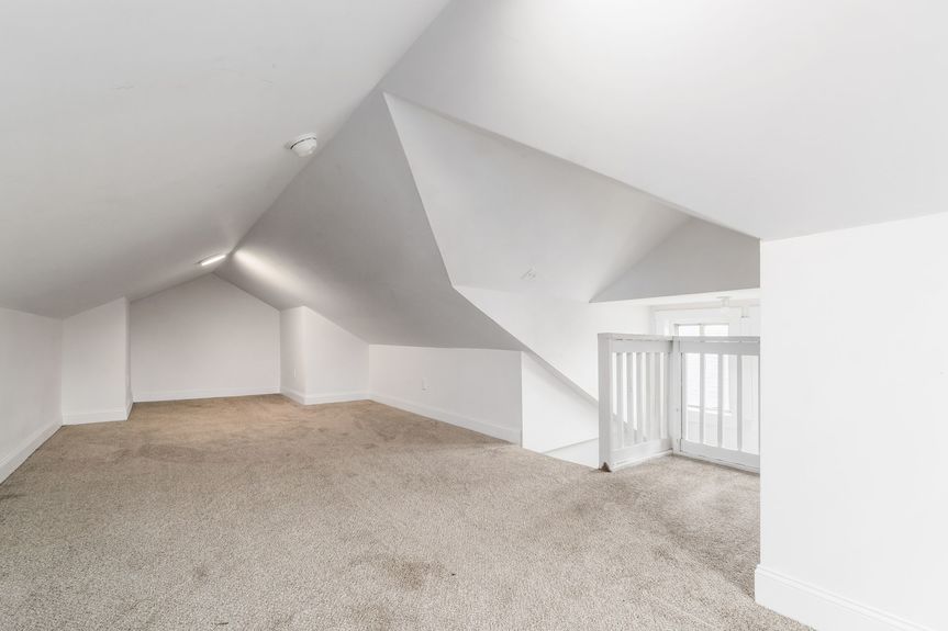 023_ St Columbus OH 43206 USA