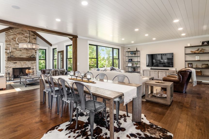 026_th Granville OH 43023 USA