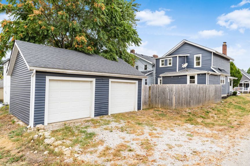 027_ St Columbus OH 43206 USA