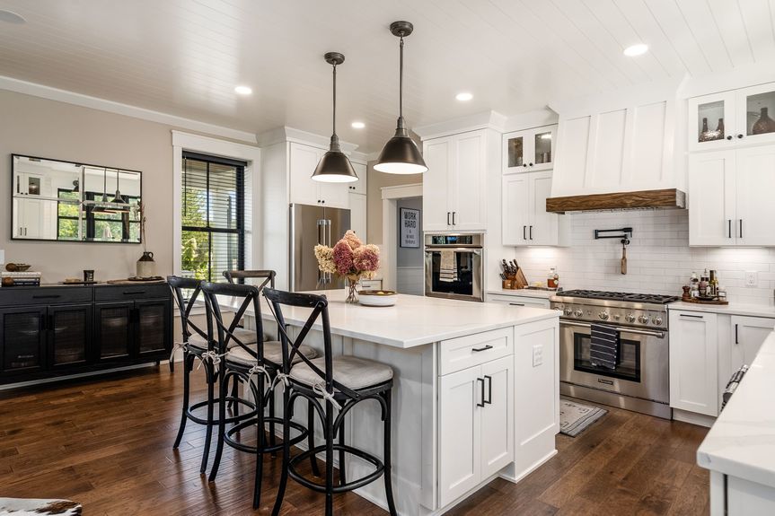 032_th Granville OH 43023 USA