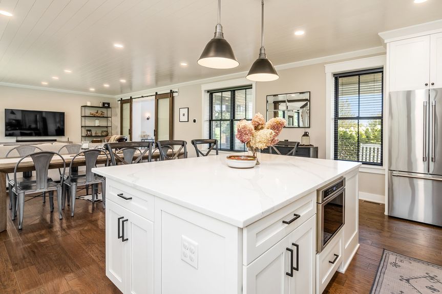 037_th Granville OH 43023 USA