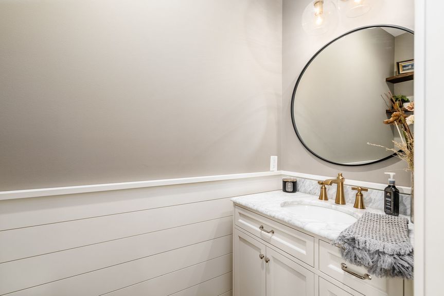 042_th Granville OH 43023 USA