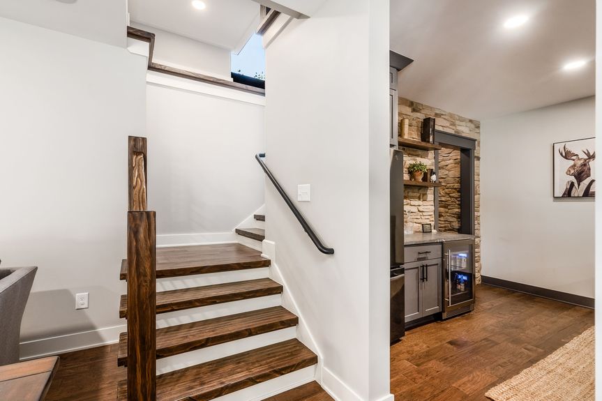 045_th Granville OH 43023 USA