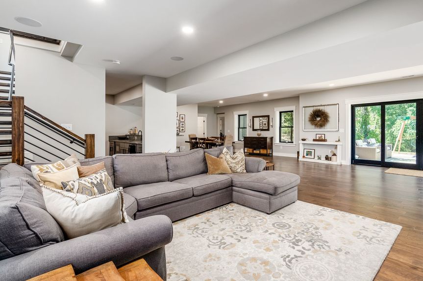 047_th Granville OH 43023 USA