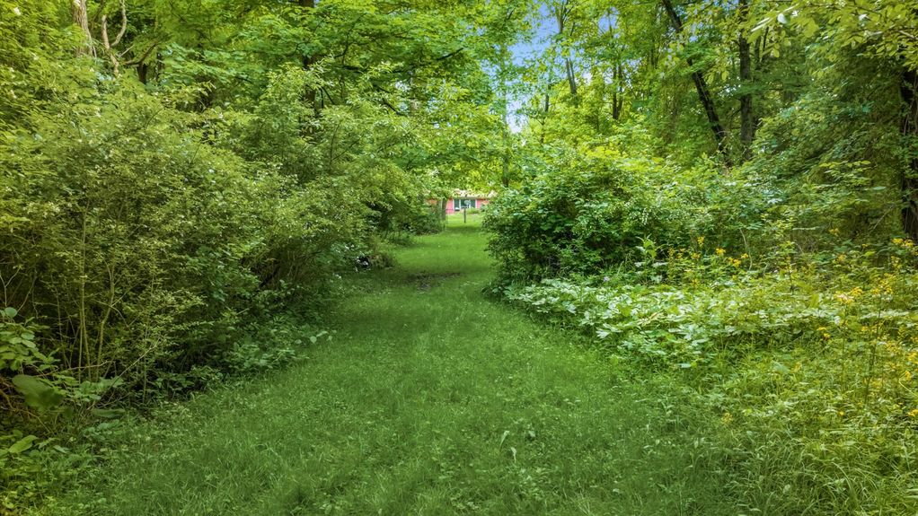 17-z 0 Columbus Rd012