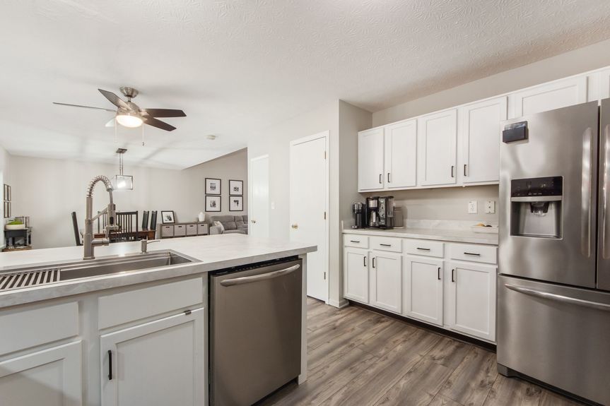 006_ Dr Galloway OH 43119 USA