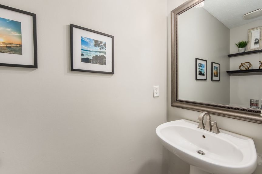 010_ Dr Galloway OH 43119 USA