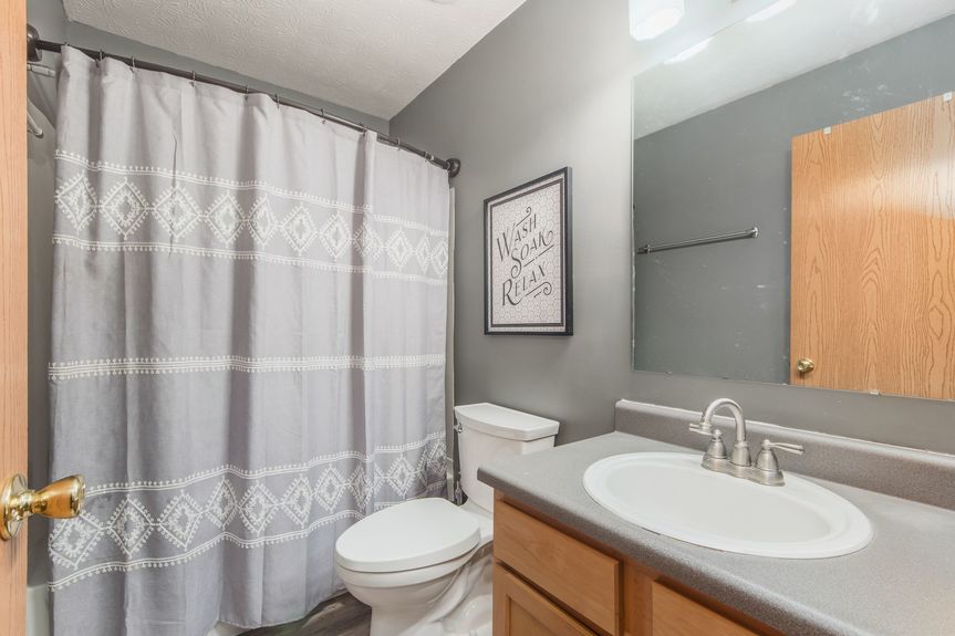 014_ Dr Galloway OH 43119 USA