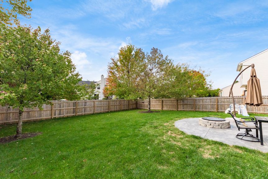 024_ Dr Galloway OH 43119 USA