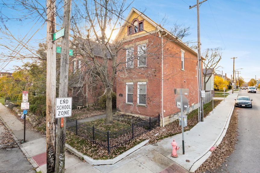 005_ St Columbus OH 43201 USA