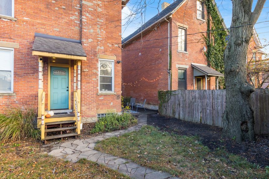 040_ St Columbus OH 43201 USA