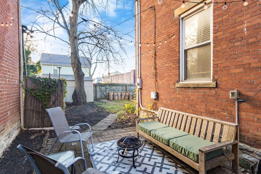 044_ St Columbus OH 43201 USA