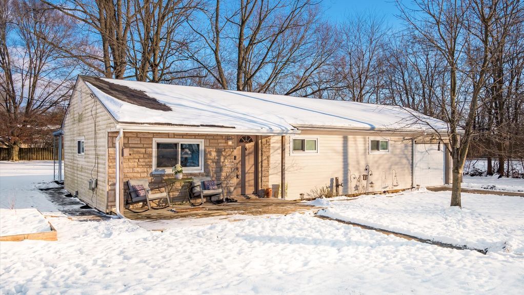 01-z 1168 Louada Dr049