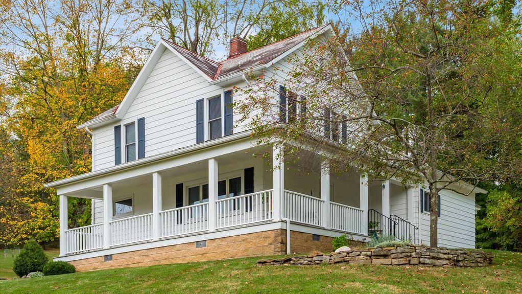 02-z 3125 Sharon Valley Rd NE005