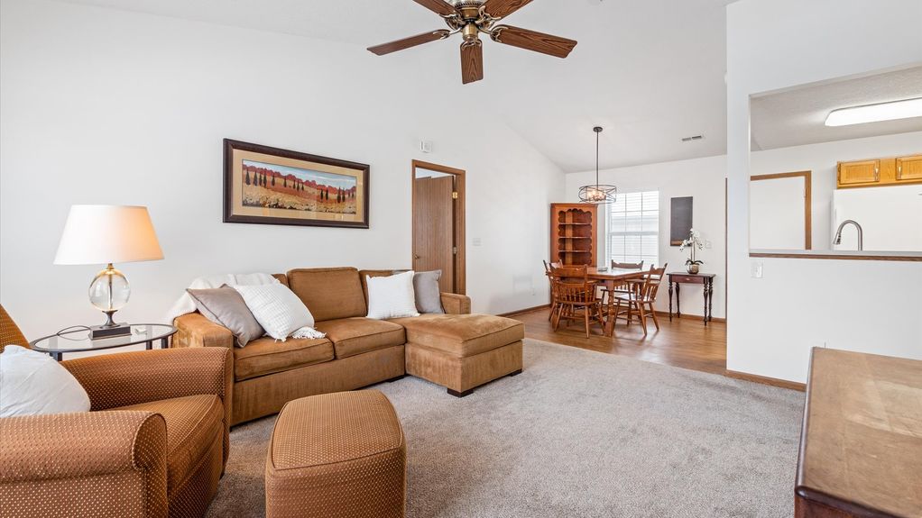 06-z 1377 Hillview003